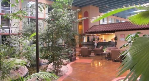 Hub Motel